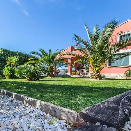 Casa La Perla In Golf Of Villa *